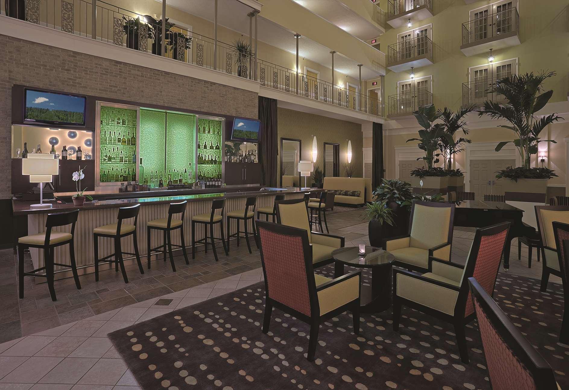 Doubletree Suites By Hilton At The Battery Atlanta Smyrna Exterior foto