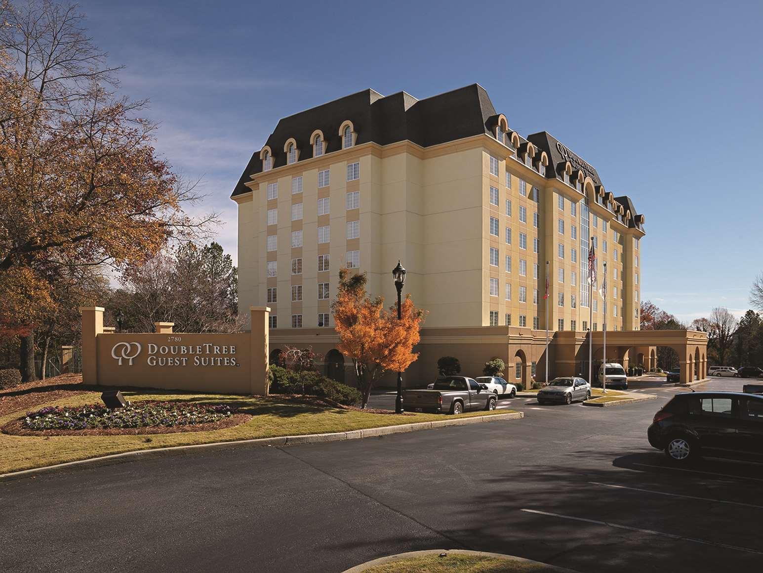 Doubletree Suites By Hilton At The Battery Atlanta Smyrna Exterior foto