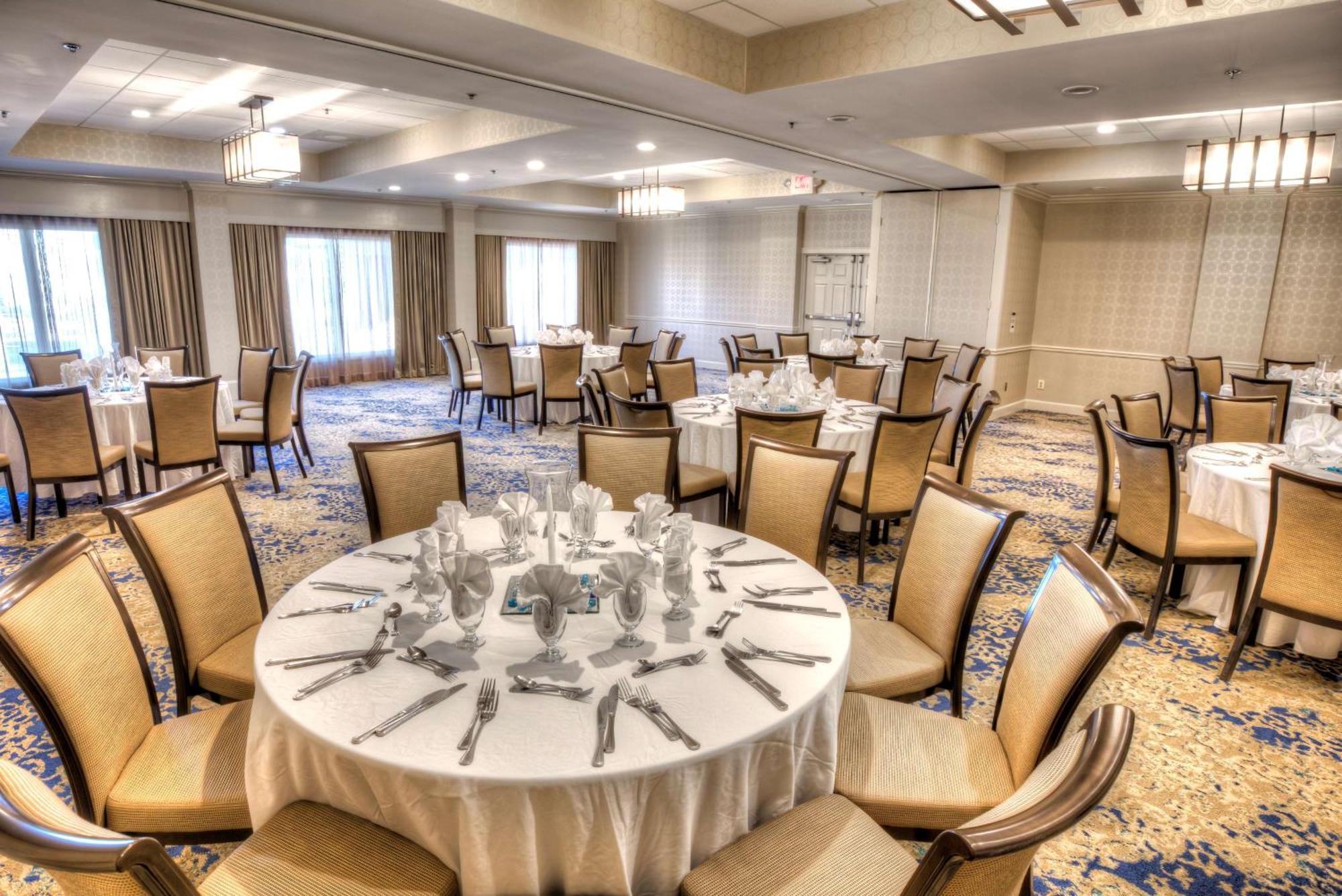 Doubletree Suites By Hilton At The Battery Atlanta Smyrna Exterior foto